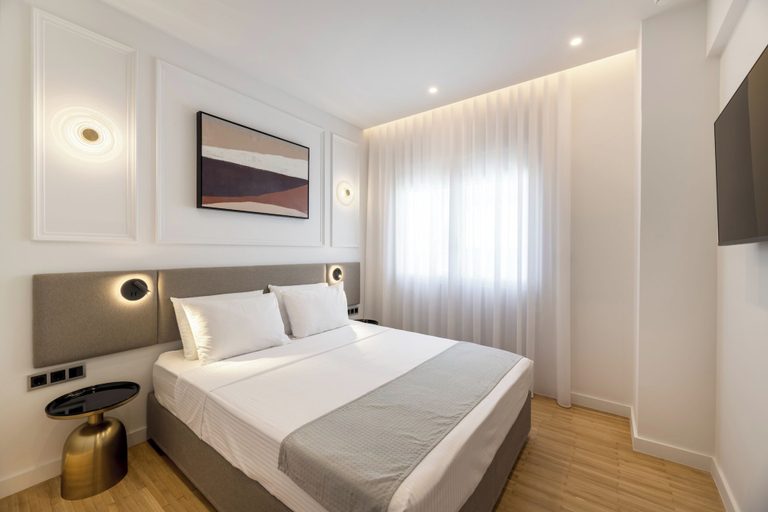 Room 2, Michalakopoulou Cover & Bright Apartment, Attica