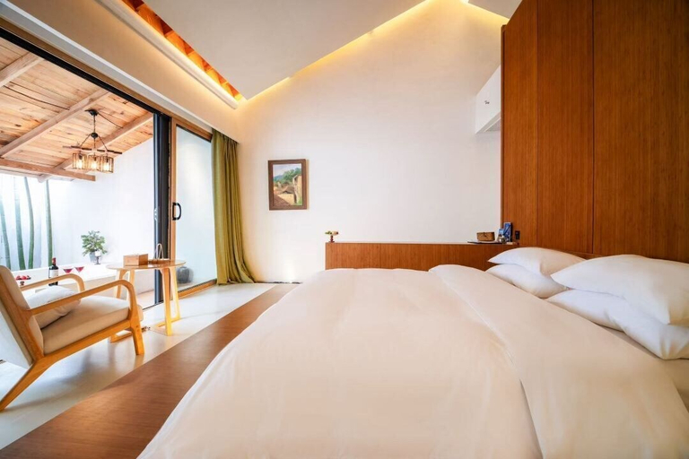 Room 4, Moganshan Binlincheng Designer Homestay, Huzhou