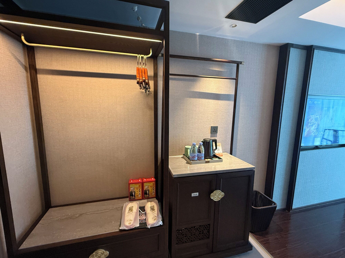 Room 5, Till Bright Hotel, Foshan