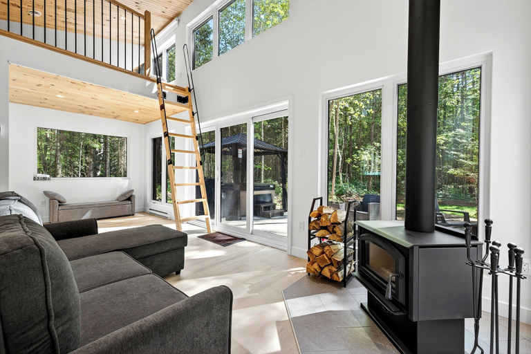 Living area 4, Les Chalets MAV, La Vallée-de-la-Gatineau