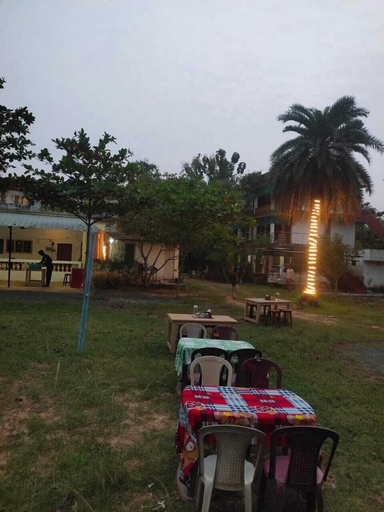 Exterior 4, Le Sparrow, Viluppuram