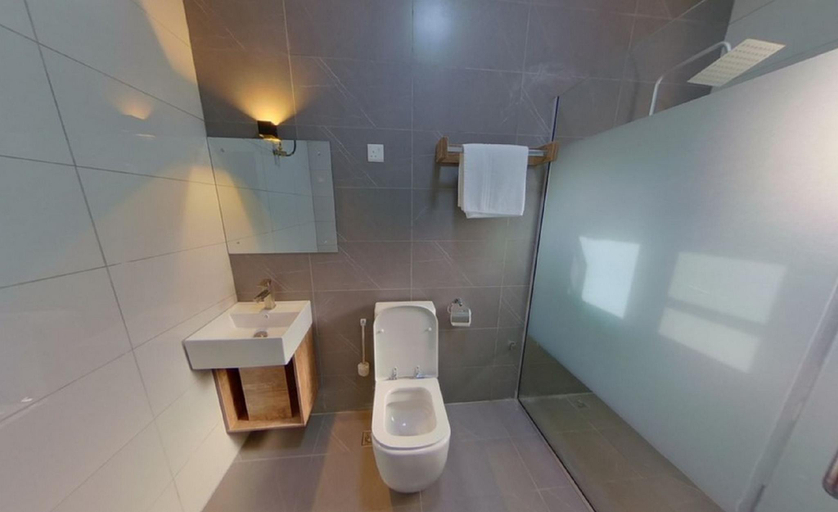 Bathroom 3, CENTURION APARTMENTS- JABI, AbujaMun