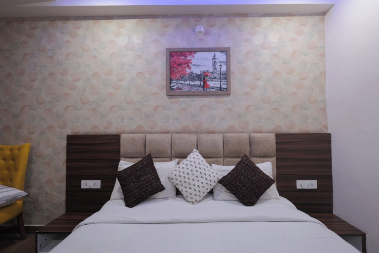 Room 5, HOTEL SRG INN, Bharatpur