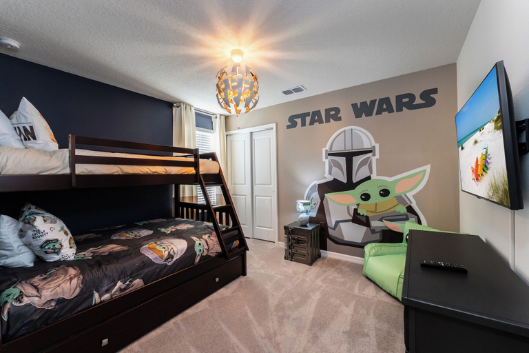 Room 5, Amazing 8BR Villa by Disney Pool Theater, Polk