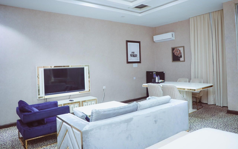 Room 3, City Center Akure, Akure North