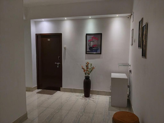 Others 5, The Executive Inn, Kamrup Metropolitan