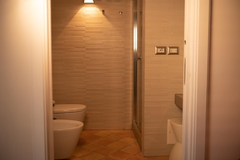 Bathroom 2, Agora Mediterranea - Palazzo di Lorenzo, Salerno