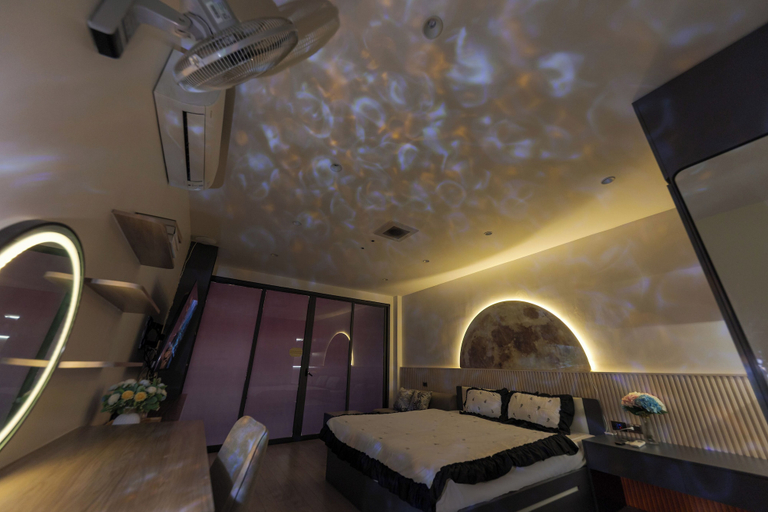 Room 2, Moonlight Apartment, Cầu Giấy