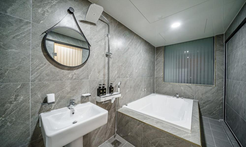 Bathroom 5, Dongducheon G7 Hotel, Dongducheon