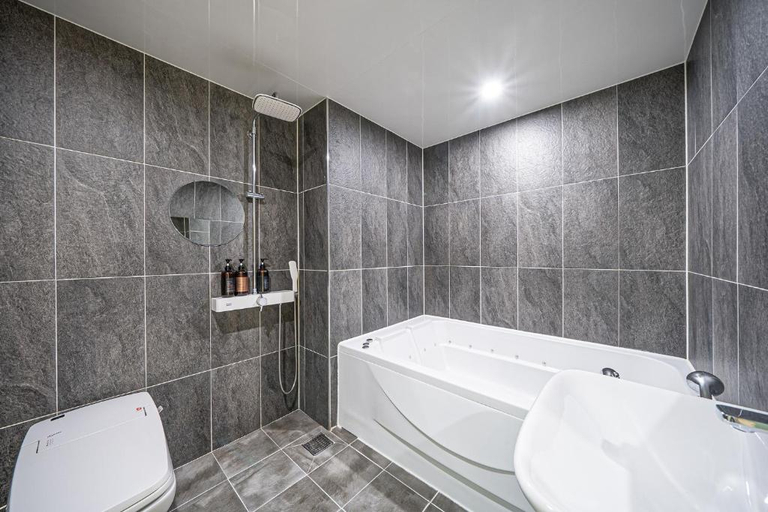 Bathroom 5, Browndot Hotel Bongduk, Buk