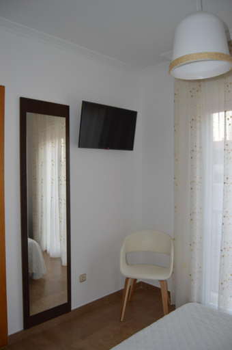 Bedroom 3, Pension Chelo, Pontevedra