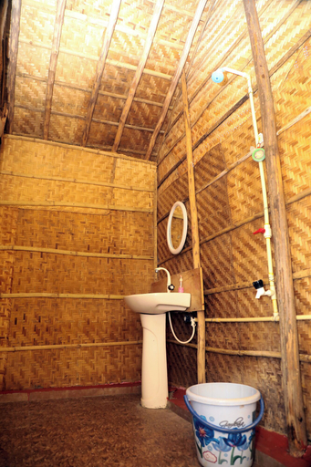Bathroom 2, Shanthi Dhama Resort, Koppal