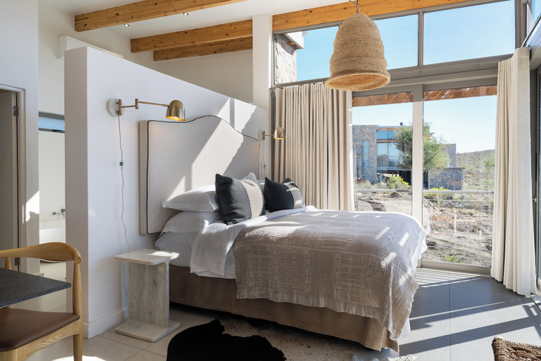 Room 5, Goats Window Luxury Safari Lodge Self-Catering Collection, Cape Winelands