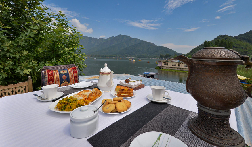 Food & Drinks 4, DASTAN HERITAGE Houseboats, Srinagar