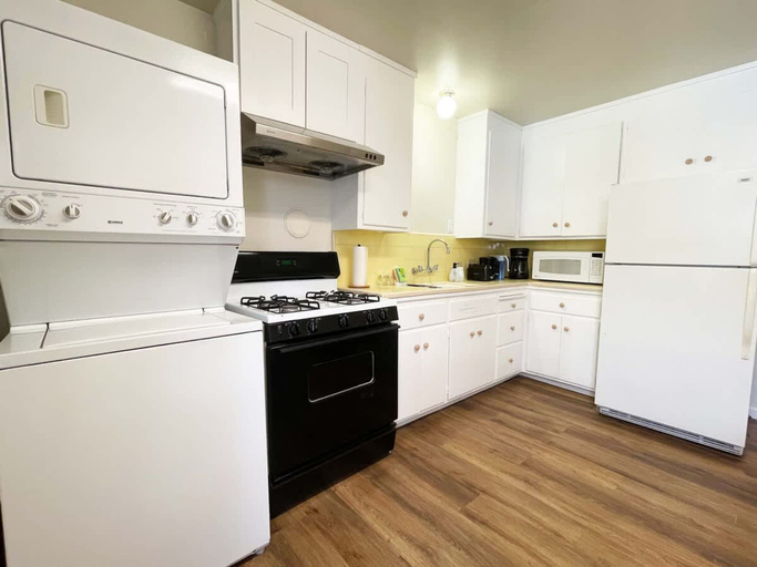Room 2, Campbell Cozy Bright 2B 1b AC Close to Downtown, Santa Clara