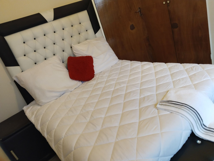 Room 2, JM TOURS & SAFARIS GUESTHOUSE, City of Johannesburg