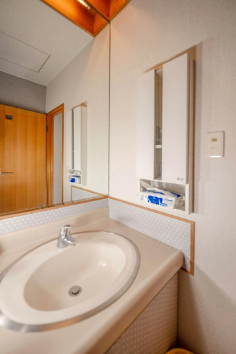 Bathroom 3, Manazuru Marin Hotel, Manazuru