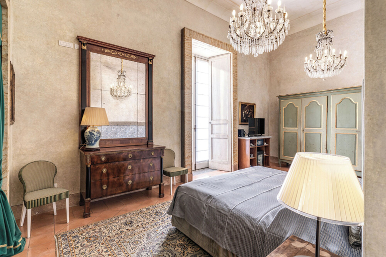 Room 4, Palazzo Doria Suites, Napoli