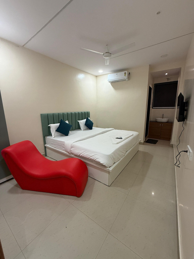 View from room 5, Hotel Elite Stay - Mahalunge Pune, Pune
