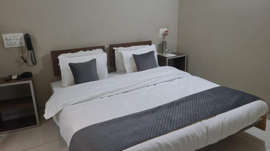 Bedroom 5, Hotel indrani, Chittaurgarh
