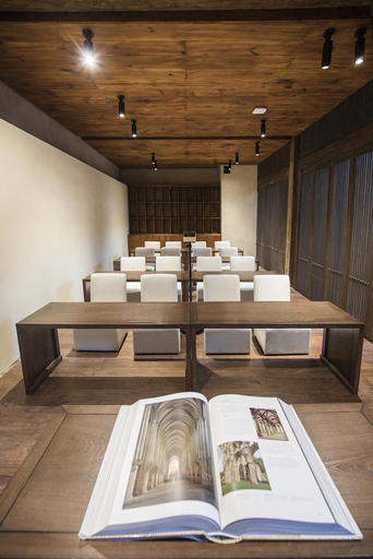 Bedroom 2, Tsingpu Tulou Retreat, Zhangzhou