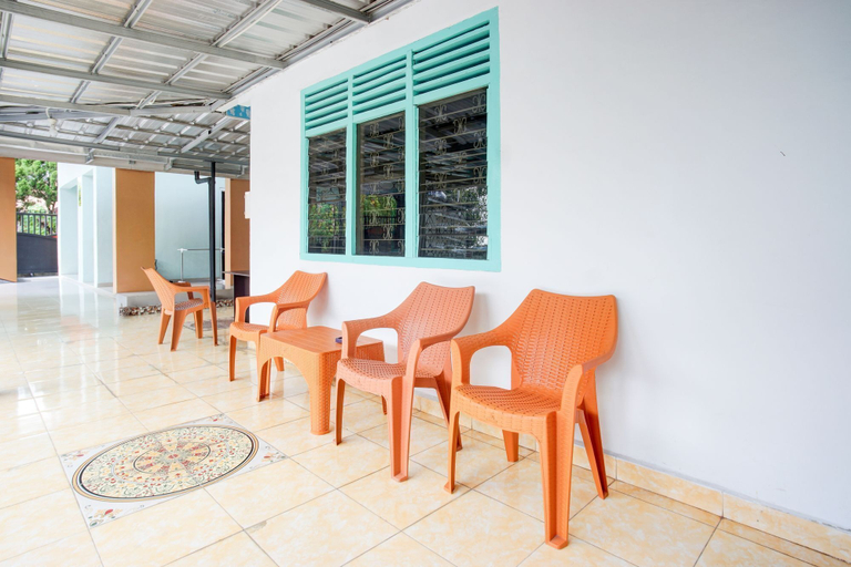 Lobby sitting area 2, Hotel O Al Barokah Embun Kostel Syariah, Palembang