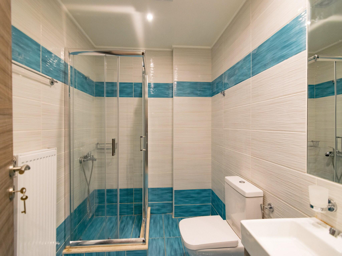 Bathroom 3, Villa in Rethymno with Beachfront Pool, Crete