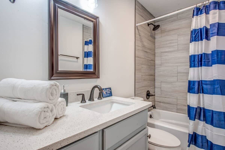 Bathroom 4, High Point Nest Both Units, Shelby