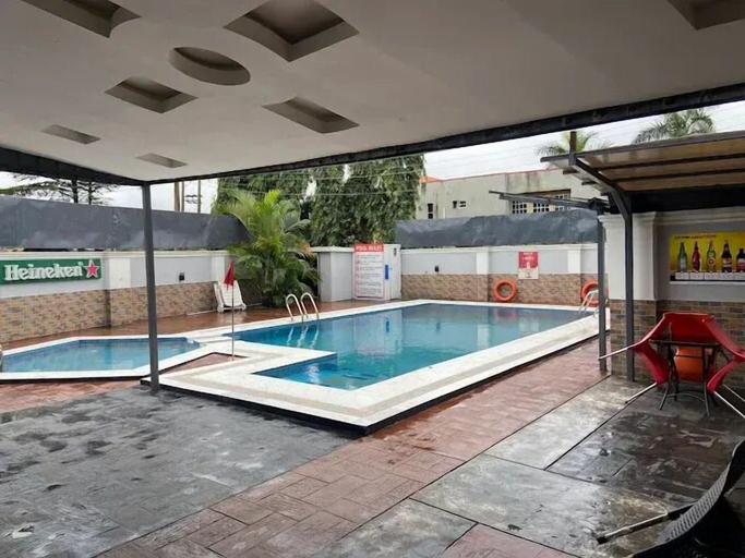 Outdoor pool, THE RESIDENCES, Bwari