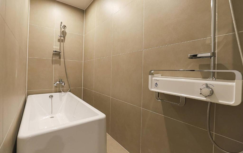 Bathroom 5, Hotel Grand Bay Boryeong, Boryeong