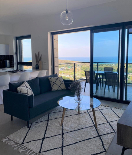 Others 4, Cool & Urban Apt Luxury Tower Sea View