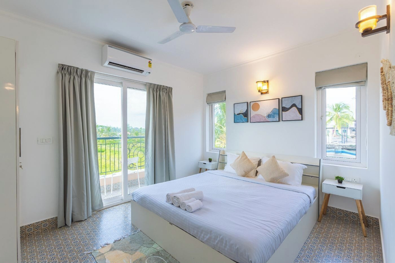 Room 3, Palm Retreat 1BHK Pool & Field Views, North Goa