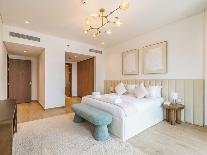 Room 2, Central Park Residences -City Walk Dubai, Dubai