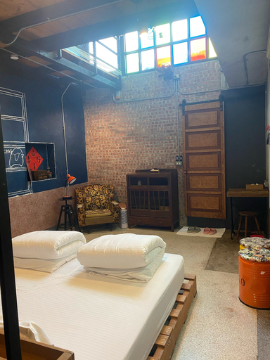 Room 4, Luck 17, Tainan