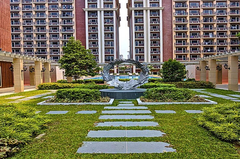 Garden 2, Stay Beside Mall of Asia Walk & Explore, Parañaque