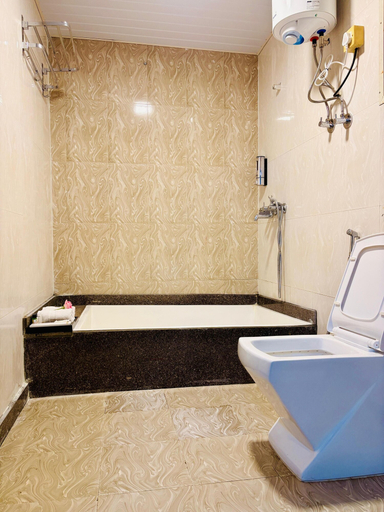 Bathroom 2, Golden Farms Resorts, Bangalore