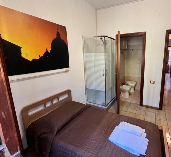 Bedroom 3, Domus Getsemani, Rome