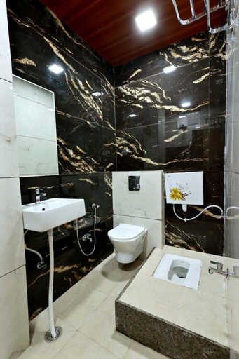 Bathroom 5, Hotel royal suites Ajmer AC Rooms, Ajmer