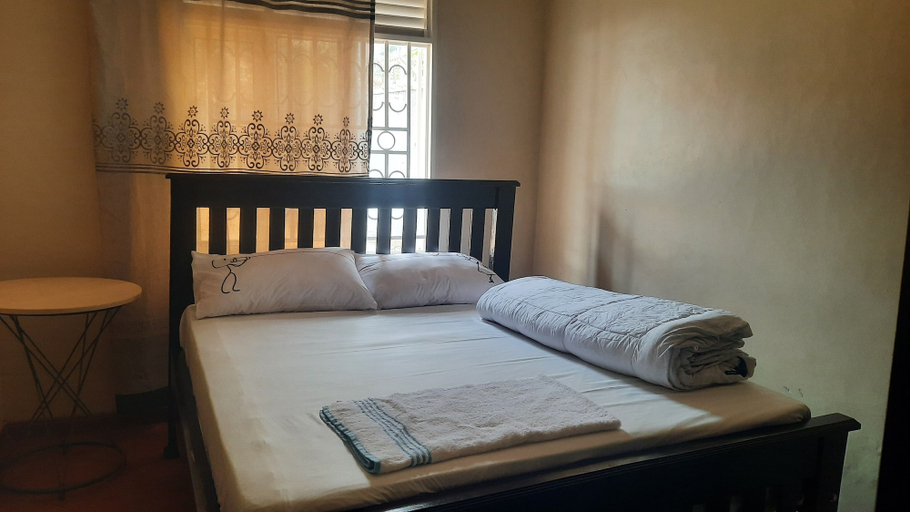 Room 4, B40Motel, Kampala