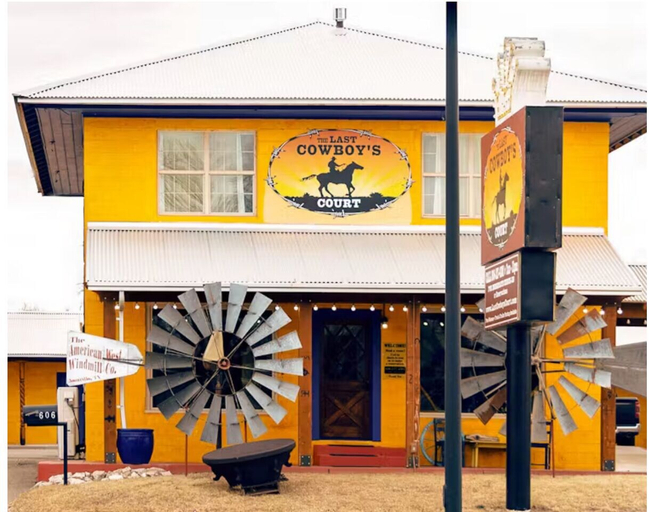 Exterior & Views 4, The Last Cowboys Court, Hemphill