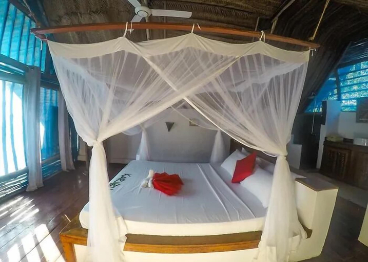 Room, KAE2, Kati