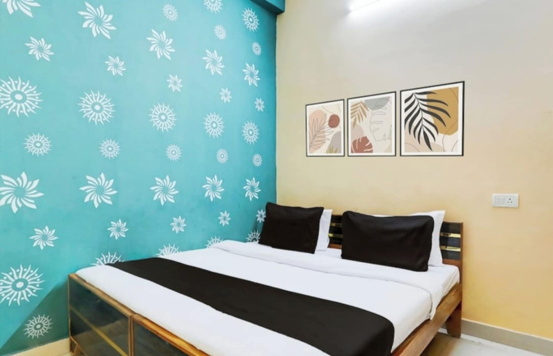 Room 5, Vista Inn Hotel Varanasi, Varanasi
