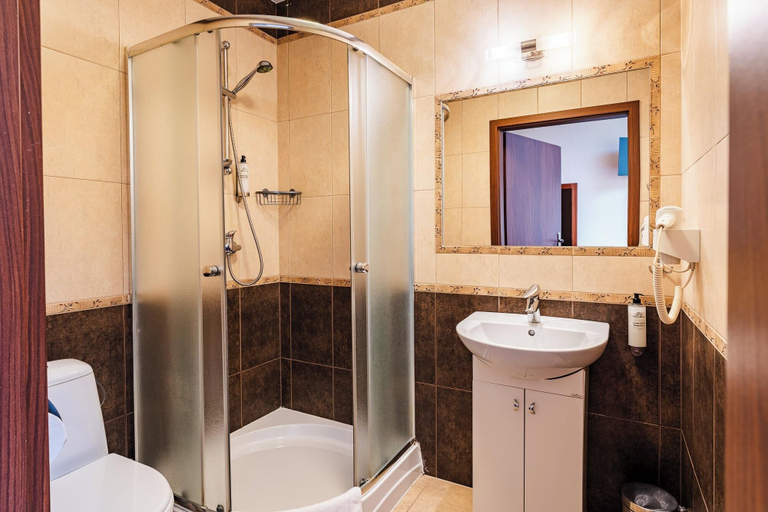 Bathroom 3, Hotel na Błoniach, Bielsko-Biała