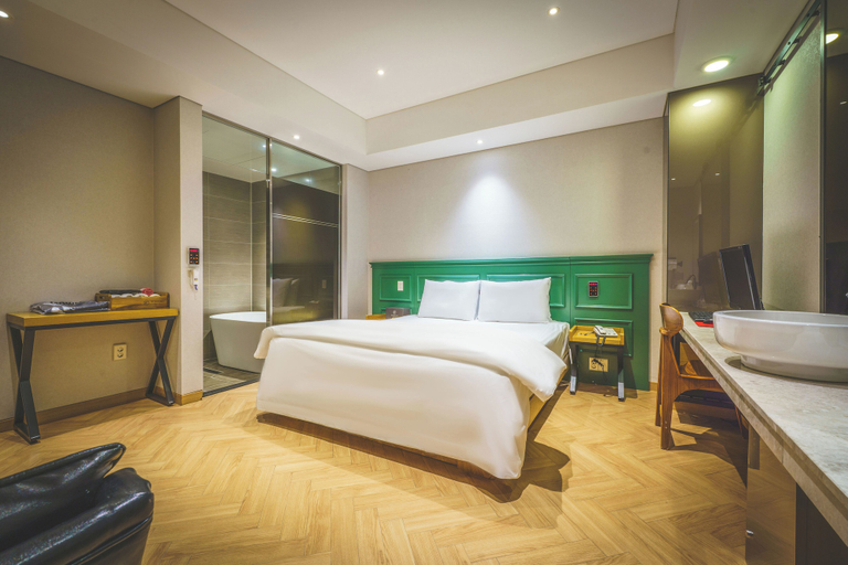 Room 4, DAEGU CHERISH HOTEL, Buk