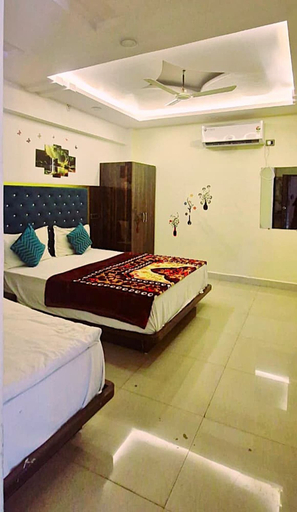 Room 2, Hotel Meri & Residency, Bhopal