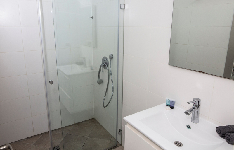 Bathroom 2, Cool & Urban Apt Luxury Tower Sea View