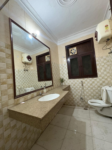 Bathroom, The Hotel Shaurya By Vagmi Hospitality, Gurgaon