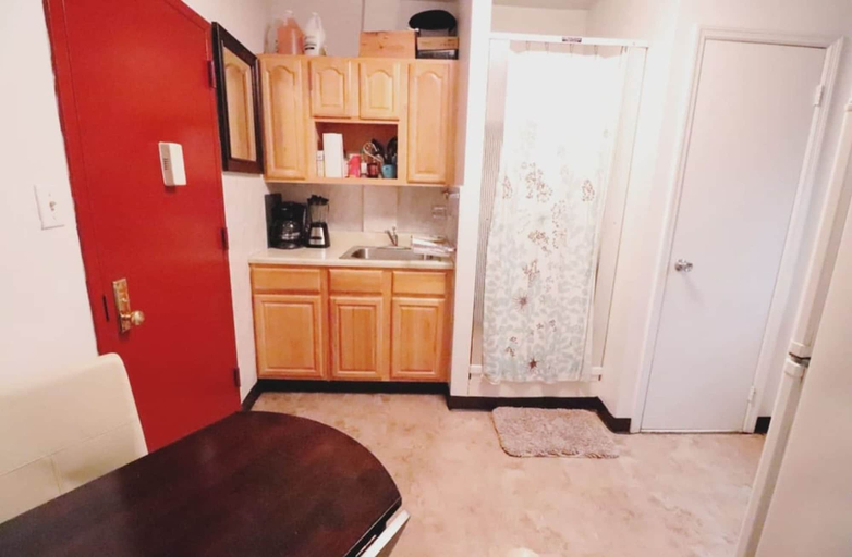 Private kitchen 4, Quirky Cozy Loft Soho Little Italy - Sleeps 4, New York
