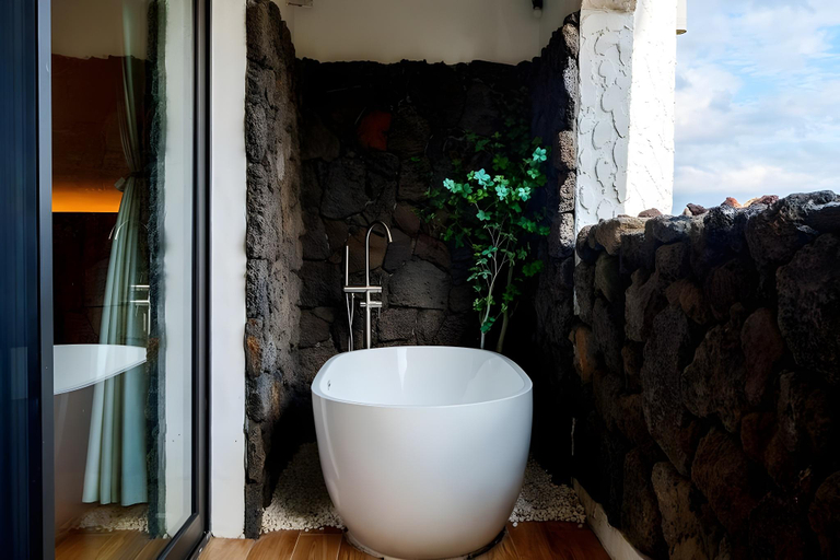 Bathroom, Taeheung Yeonga, Seogwipo