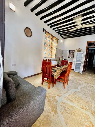 Others 4, Tumbo Swahili Villas, Kaskazini 'B'